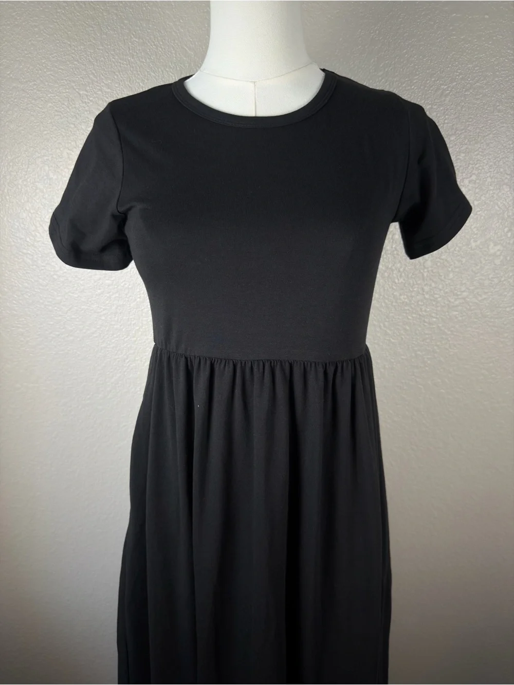 NWT Girls' Black Short-Sleeve Casual Maxi Dress with Pockets, 13-14 yr old